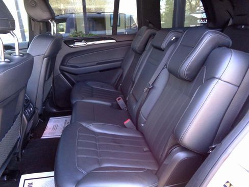 Used 2019 Mercedes-Benz GLS 450 4MATIC image 17