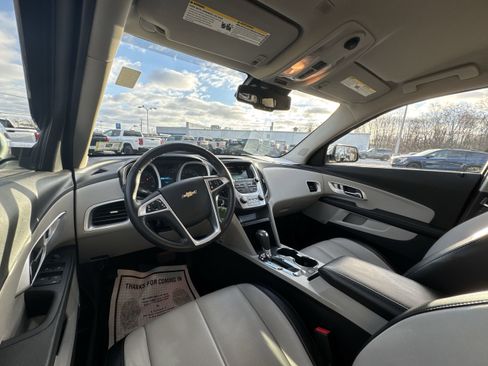 Used 2017 Chevrolet Equinox Premier w/ Enhanced Convenience Package image 10