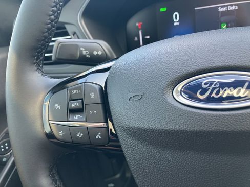 New 2026 Ford Escape SE image 25