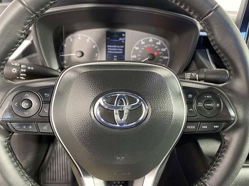 Used 2025 Toyota Corolla SE FWD image 14