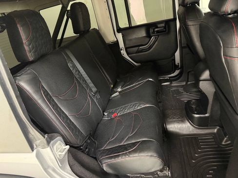 Used 2016 Jeep Wrangler Unlimited Sport w/ Quick Order Package 24S AWD/4WD image 33