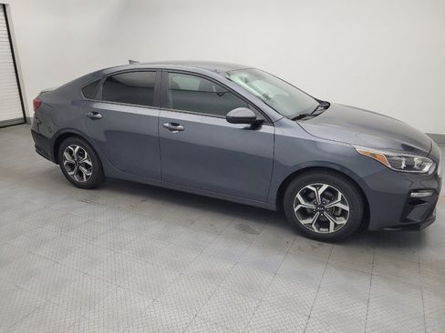 Used 2020 Kia Forte LXS FWD image 11