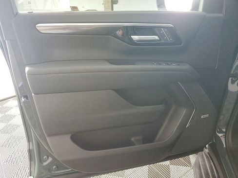 New 2026 Chevrolet Suburban RST image 29