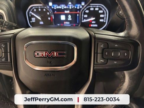 Used 2021 GMC Sierra 1500 AT4 w/ AT4 Value Package AWD/4WD image 16