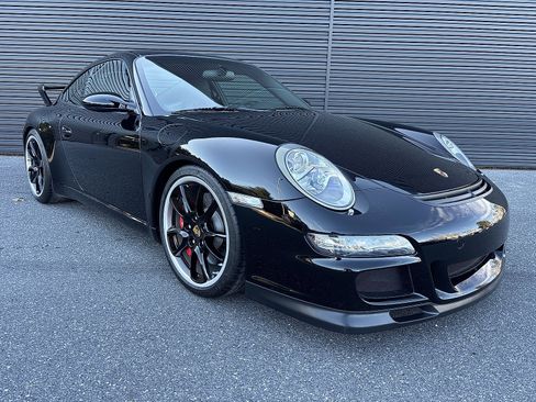 Used 2007 Porsche 911 GT3 image 9