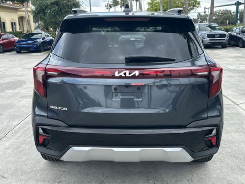 New 2026 Kia Seltos EX FWD image 7