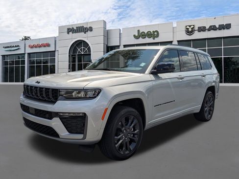 New 2026 Jeep Grand Cherokee L Limited AWD/4WD image 7