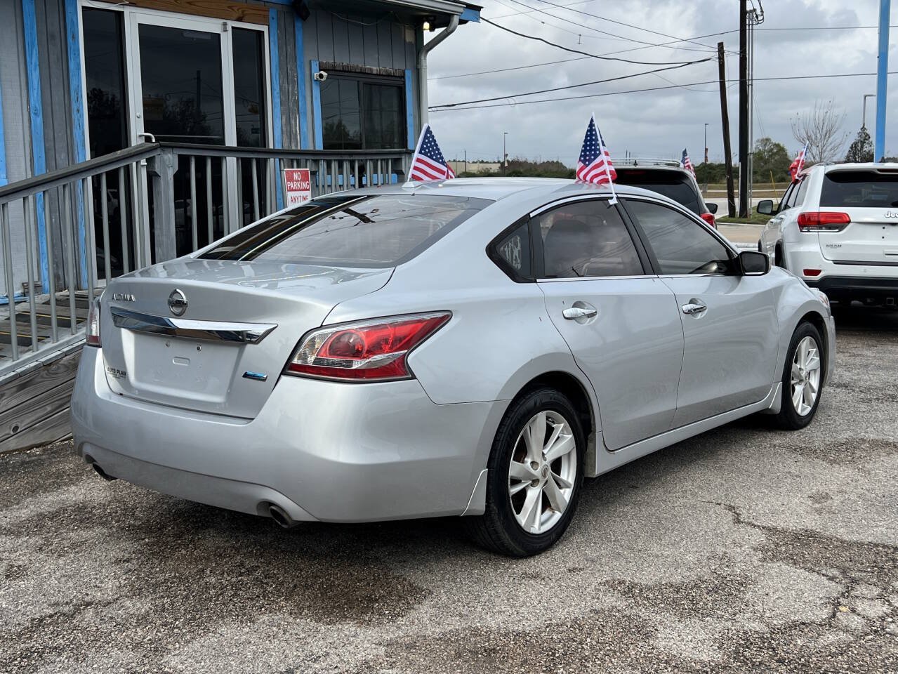 Used 2014 Nissan Altima 2.5 SV FWD image 6