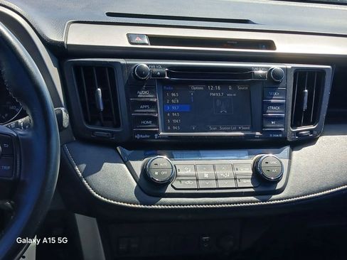 Used 2016 Toyota RAV4 XLE image 27