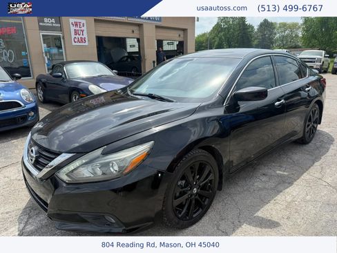 Used 2017 Nissan Altima 2.5 SR w/ Midnight Edition Package FWD image 1