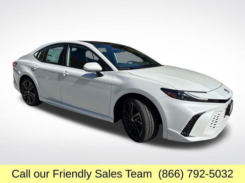 New 2025 Toyota Camry XSE AWD/4WD image 9