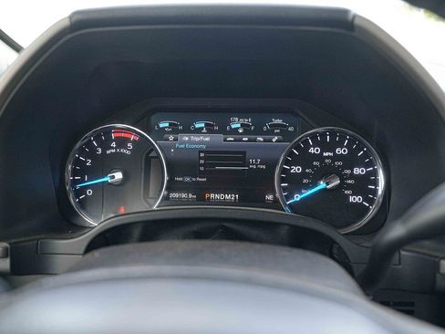 Used 2019 Ford F250 Lariat w/ Lariat Ultimate Package AWD/4WD image 33