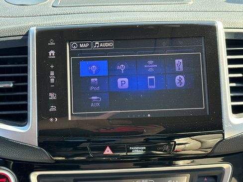Used 2019 Honda Ridgeline RTL-E image 12