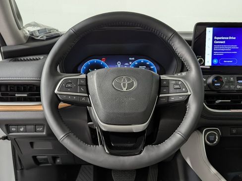 New 2026 Toyota Grand Highlander AWD image 24