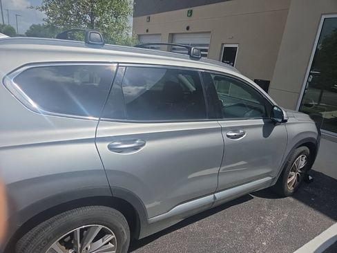 Used 2020 Hyundai Santa Fe SEL w/ Convenience + Premium Package FWD image 8