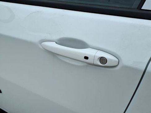 New 2026 Jeep Compass Latitude image 27