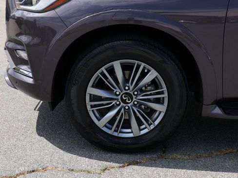 Used 2024 INFINITI QX80 Luxe AWD/4WD image 11