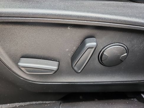 Used 2022 Ford Escape SEL FWD image 14