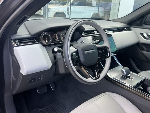 Used 2026 Land Rover Range Rover Velar Dynamic SE AWD/4WD image 19