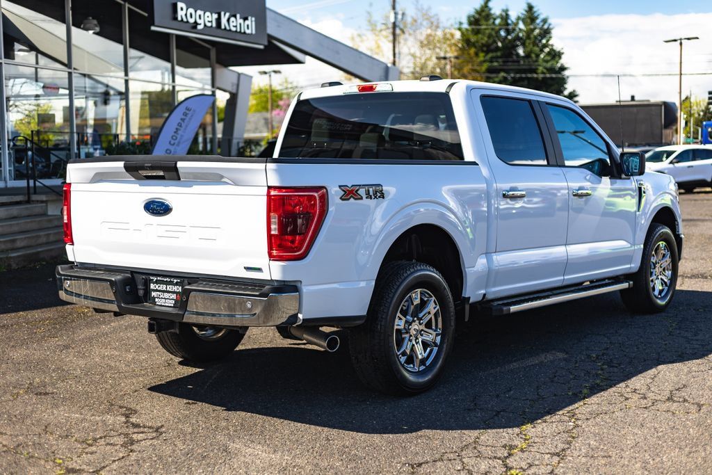 Used 2022 Ford F150 XLT w/ XTR Package AWD/4WD image 9