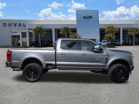 Used 2024 Ford F250 Platinum image 2