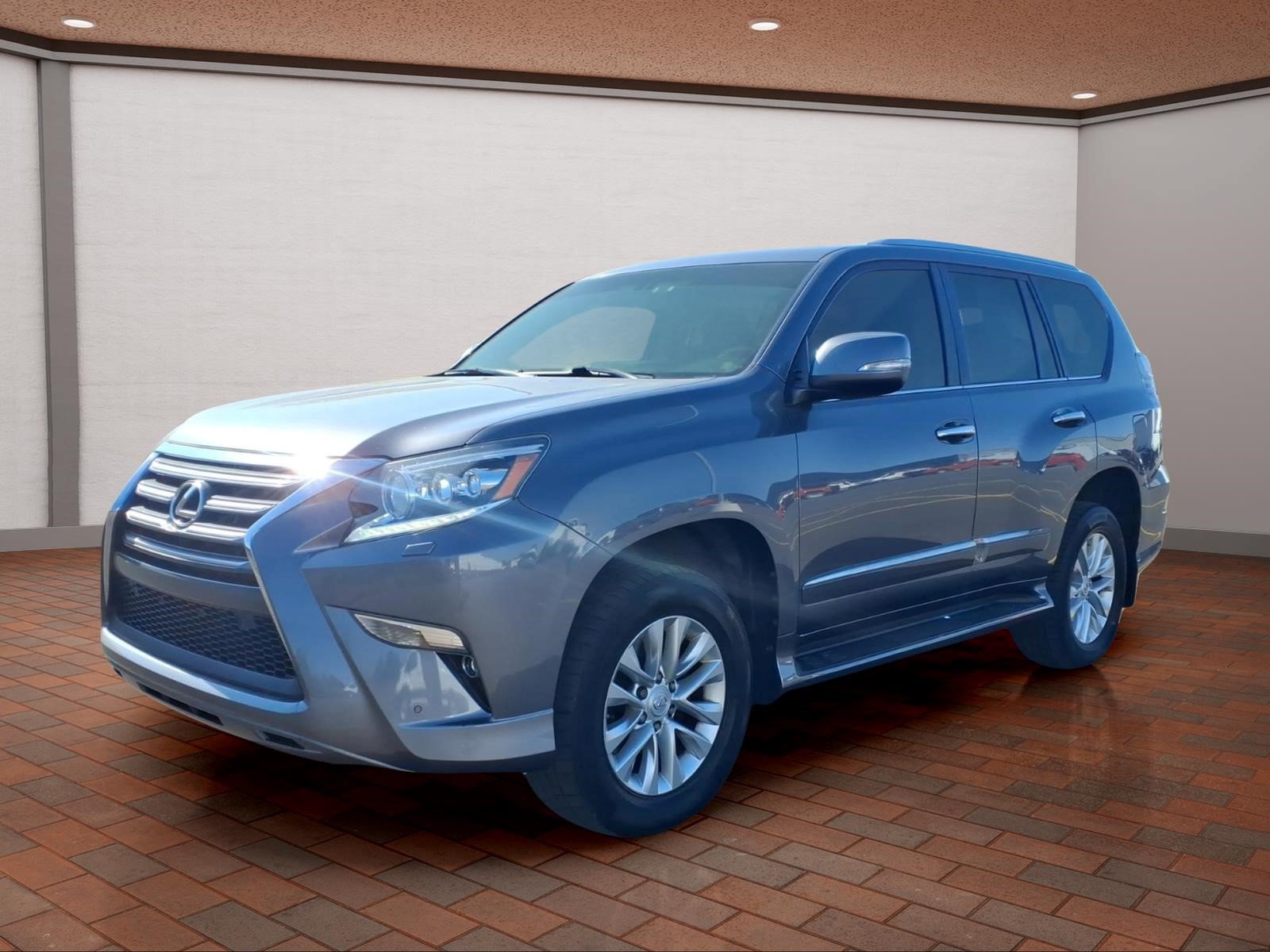 Used 2017 Lexus GX 460 Premium w/ Premium Package AWD/4WD image 4