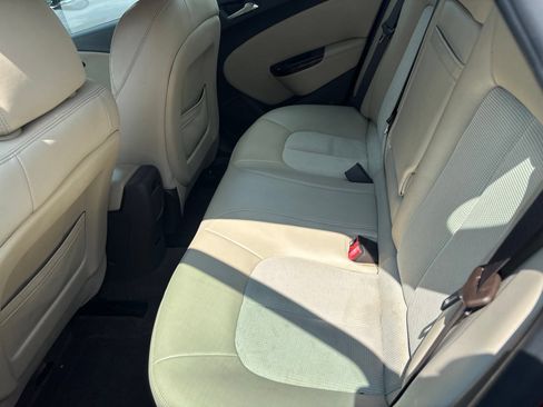 Used 2012 Buick Verano FWD image 5