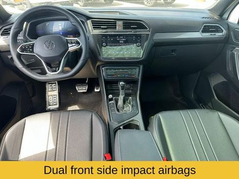 Used 2023 Volkswagen Tiguan SE R-Line image 15