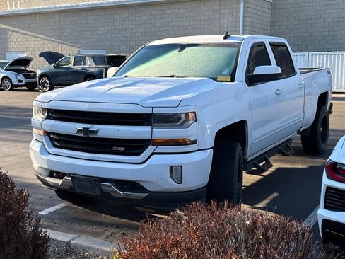 Used 2017 Chevrolet Silverado 1500 LT w/ All Star Edition image 2