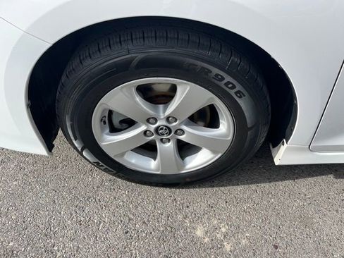 Used 2018 Toyota Sienna LE image 22