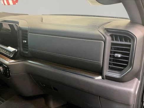 Used 2024 Chevrolet Silverado 1500 LT AWD/4WD image 26