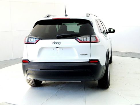 Used 2019 Jeep Cherokee Latitude w/ Popular Appearance Group image 5