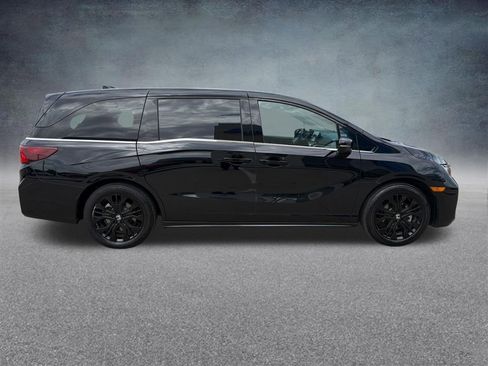 Certified 2025 Honda Odyssey Sport-L image 7