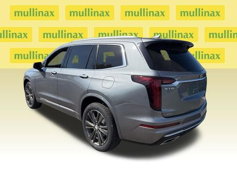 Used 2022 Cadillac XT6 Premium Luxury image 8