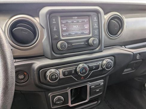 Used 2019 Jeep Wrangler Sport AWD/4WD image 15