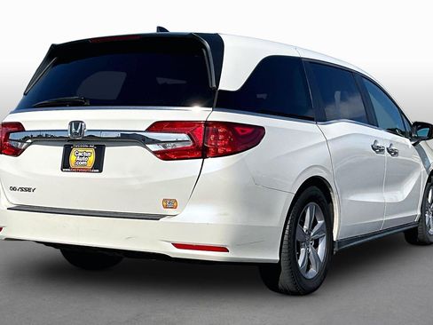 Used 2018 Honda Odyssey EX-L image 2