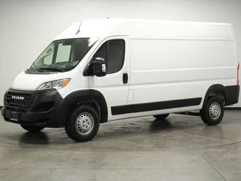 New 2025 RAM ProMaster 2500 w/ Power Group image 4