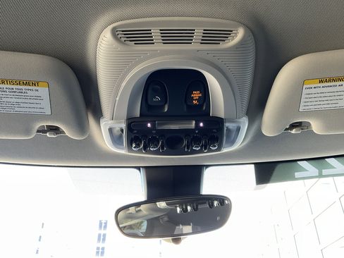 Used 2022 MINI Cooper S image 18