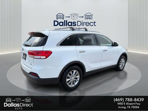 Used 2016 Kia Sorento FWD w/ LX Convenience Package image 6