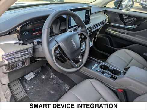 New 2025 Lincoln Corsair AWD image 7