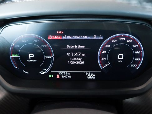 Used 2023 Audi e-tron GT Premium Plus image 15