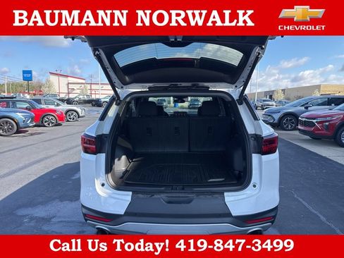 Used 2024 Chevrolet Blazer LT w/ Convenience Package FWD image 30