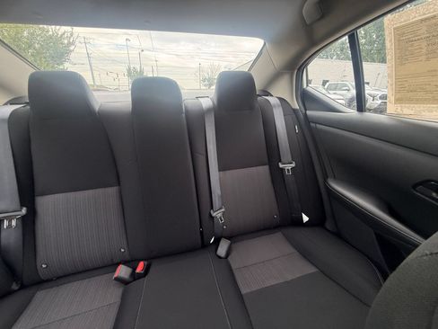 Used 2025 Nissan Sentra SV FWD image 36