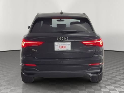 Used 2025 Audi Q3 2.0T Premium w/ Convenience Package AWD/4WD image 10