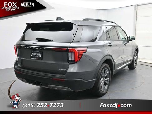 Used 2025 Ford Explorer Active w/ Active Comfort Package AWD/4WD image 19