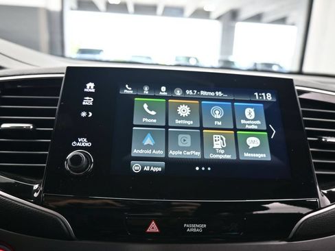 Used 2022 Honda Pilot Sport image 21