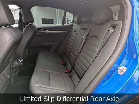 Used 2024 Alfa Romeo Stelvio Veloce image 16