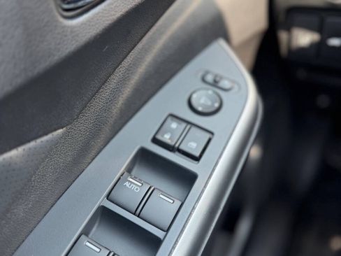 Used 2016 Honda CR-V Touring image 25