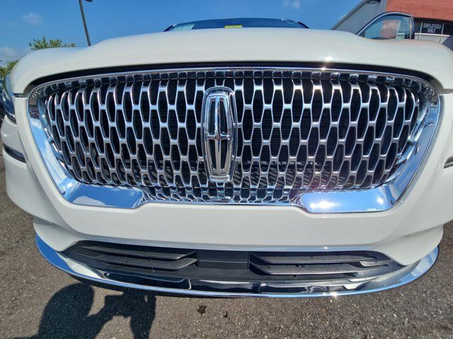 Used 2022 Lincoln Corsair AWD w/ Premium Package image 34
