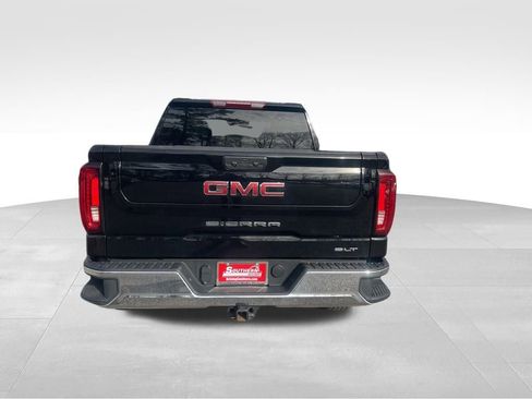 Used 2025 GMC Sierra 1500 SLT image 4